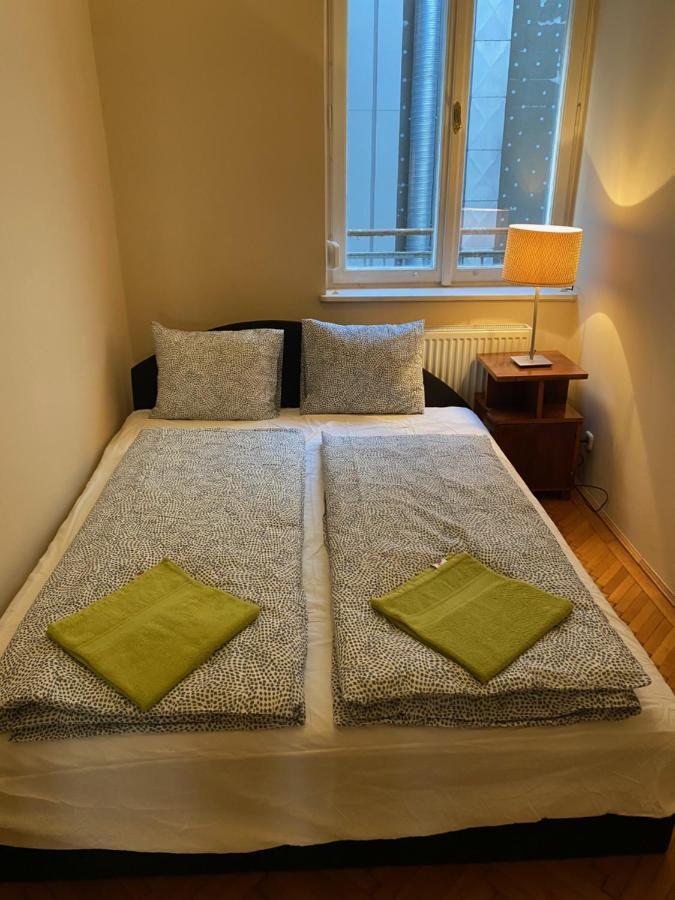 Parisi Flat Leilighet Budapest Eksteriør bilde